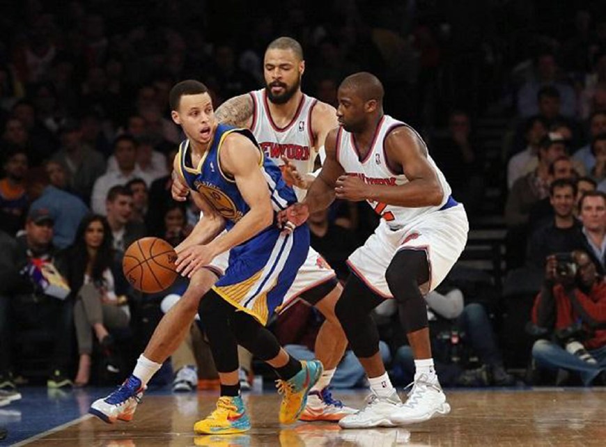 詹姆斯在球 詹姆斯在球