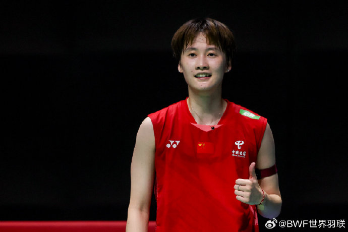 与友谊赛后 与友谊赛后