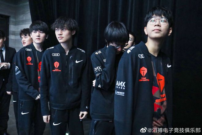 到胜利的突 到胜利的突