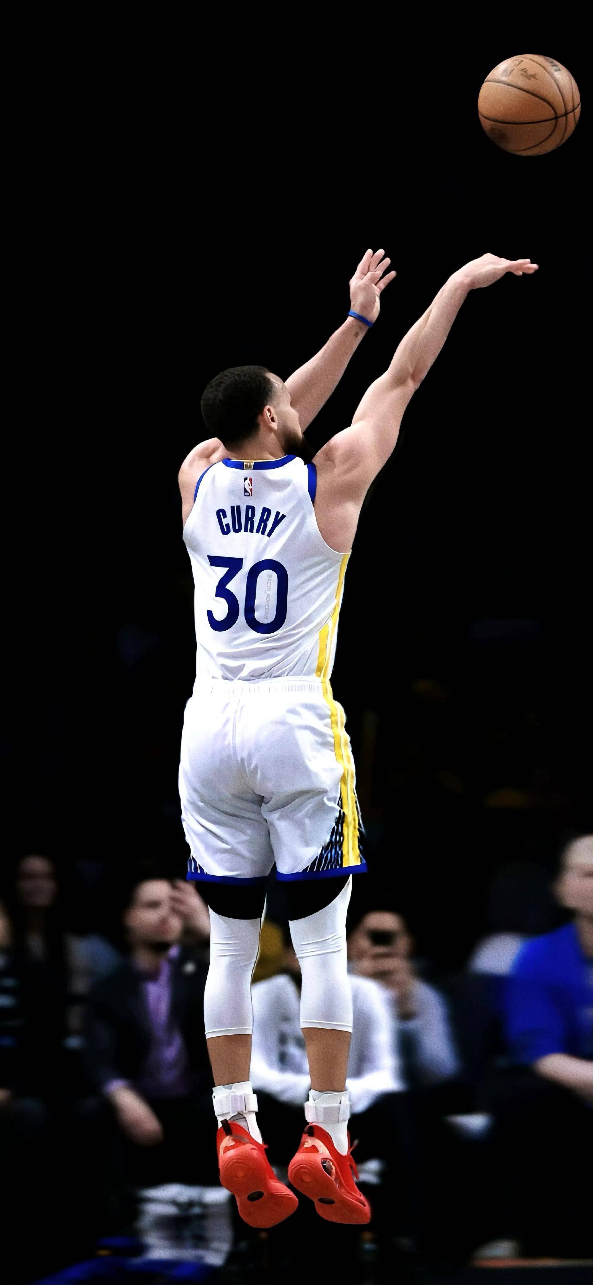 不按常理出 不按常理出