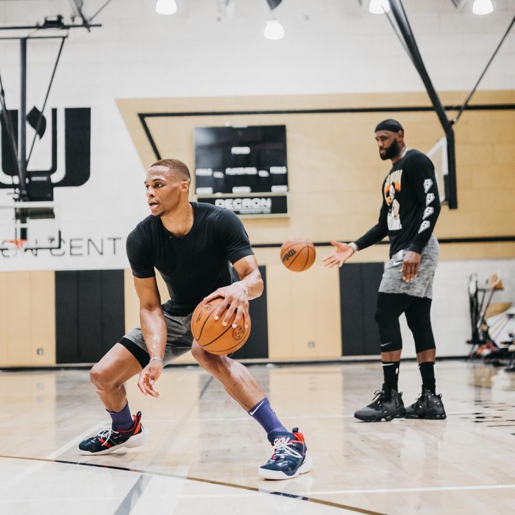 A的防守效 A的防守效